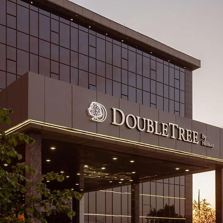 Hotel Doubletree By Hilton Shymkent Exterior foto